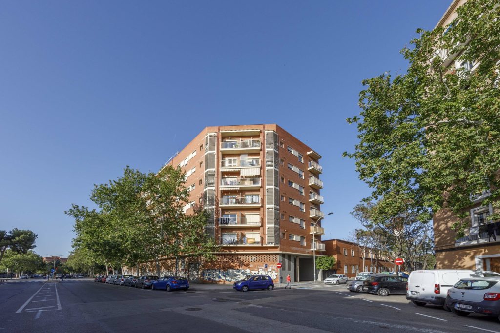 Exterior Miguel Paredes